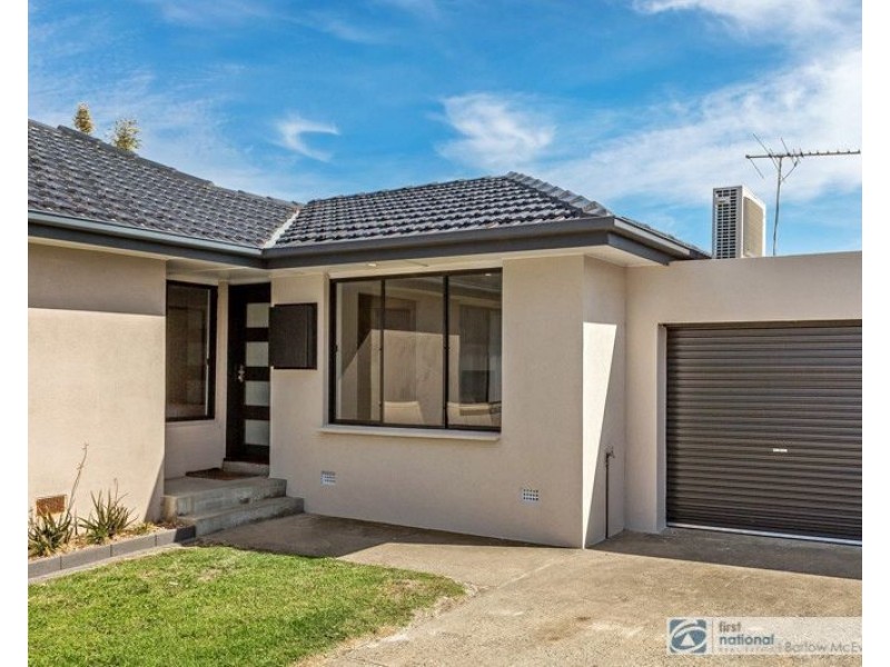 3/233 Esplanade, Altona VIC 3018