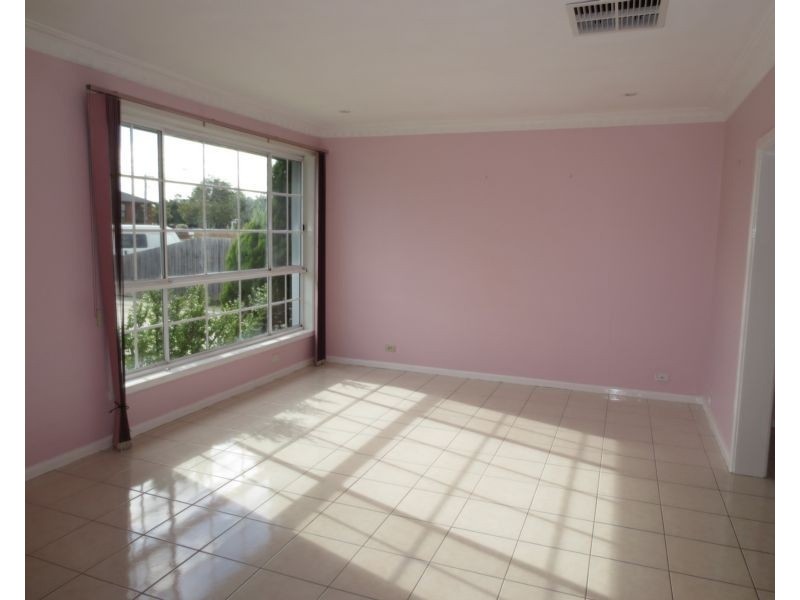 1/172 Queen Street, Altona VIC 3018