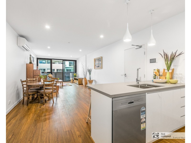 301/118 Pier Street, Altona VIC 3018