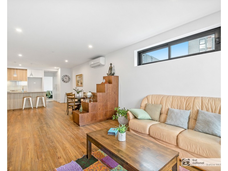 301/118 Pier Street, Altona VIC 3018