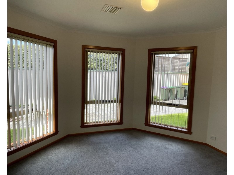 2/19 Upton Street, Altona VIC 3018