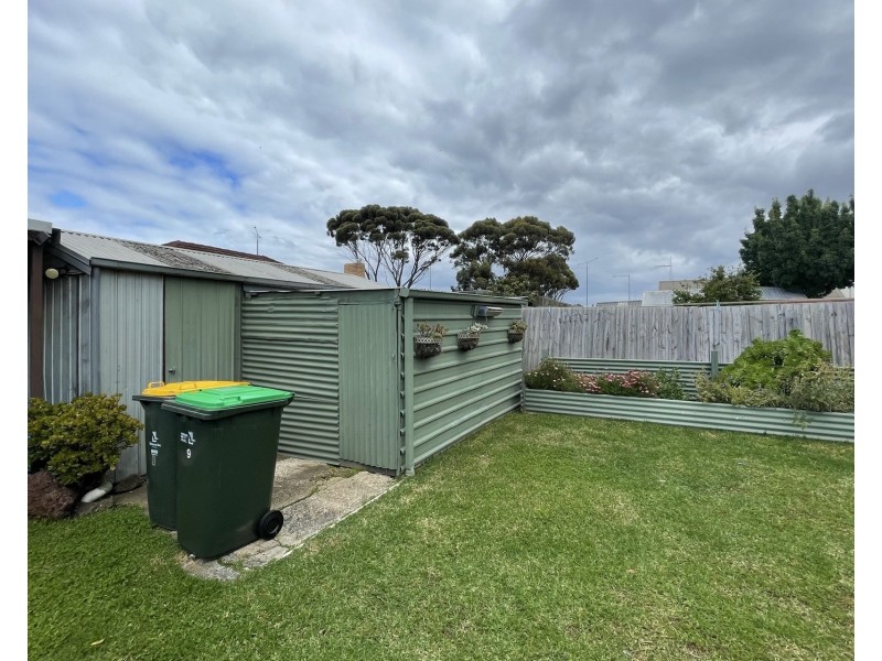 9 High Street, Laverton VIC 3028