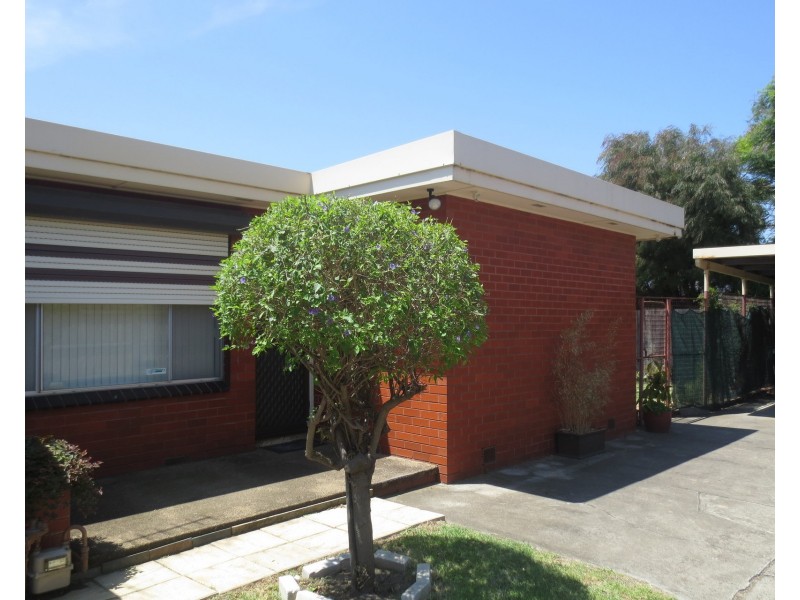 4/24 Davies Street, Altona VIC 3018