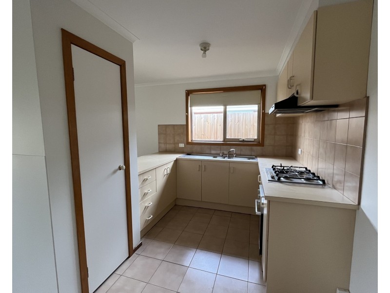 1/3 Balaclava Avenue, Altona Meadows VIC 3028