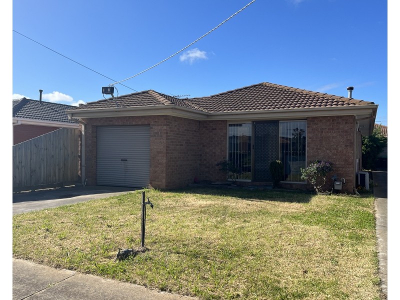 1/3 Balaclava Avenue, Altona Meadows VIC 3028