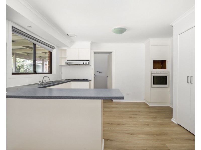 11 Brown Avenue, Altona Meadows VIC 3028