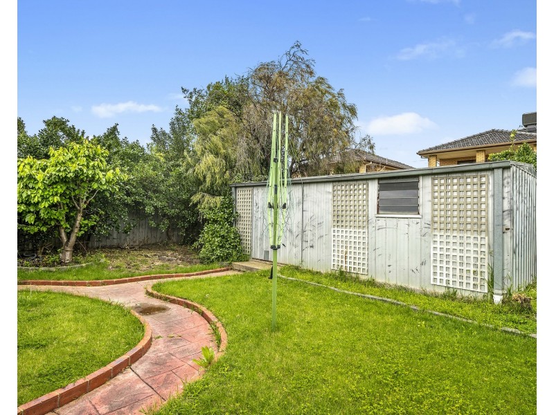11 Brown Avenue, Altona Meadows VIC 3028