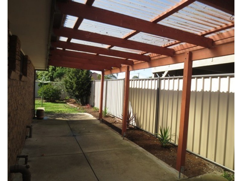 40 Rebecca Crescent, Altona Meadows VIC 3028