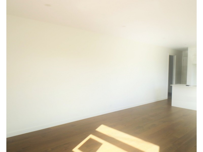 2/182 Queen Street, Altona VIC 3018