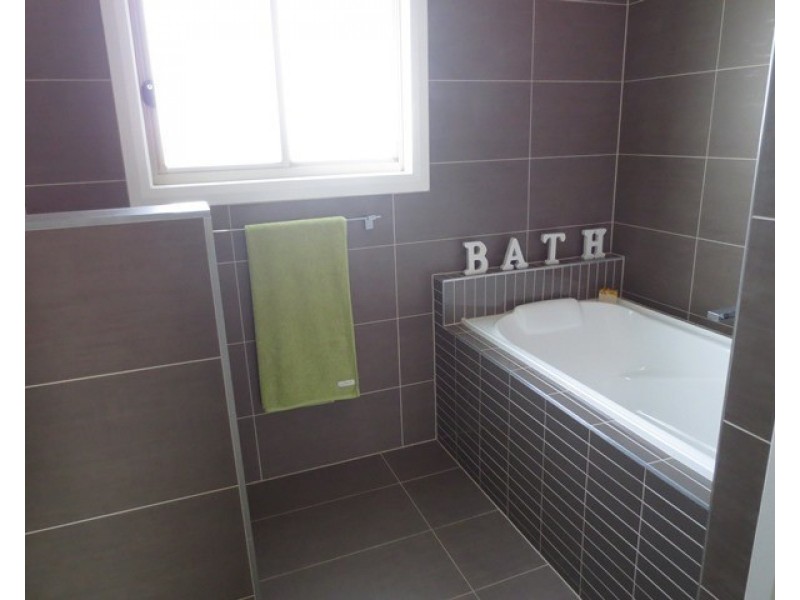 1A Harris Street, Altona North VIC 3025