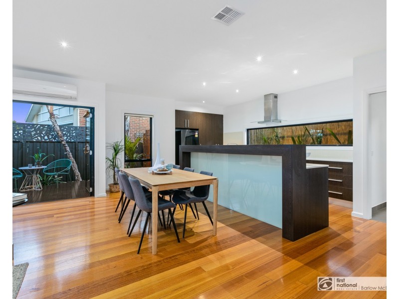 38a Bracken Grove, Altona VIC 3018