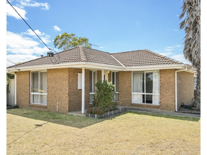 1/9 Dickenson Street, Altona Meadows VIC 3028