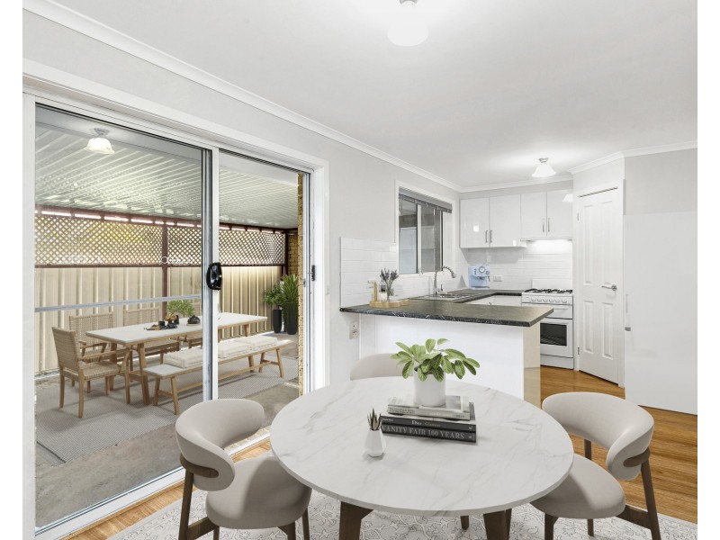 1/9 Dickenson Street, Altona Meadows VIC 3028