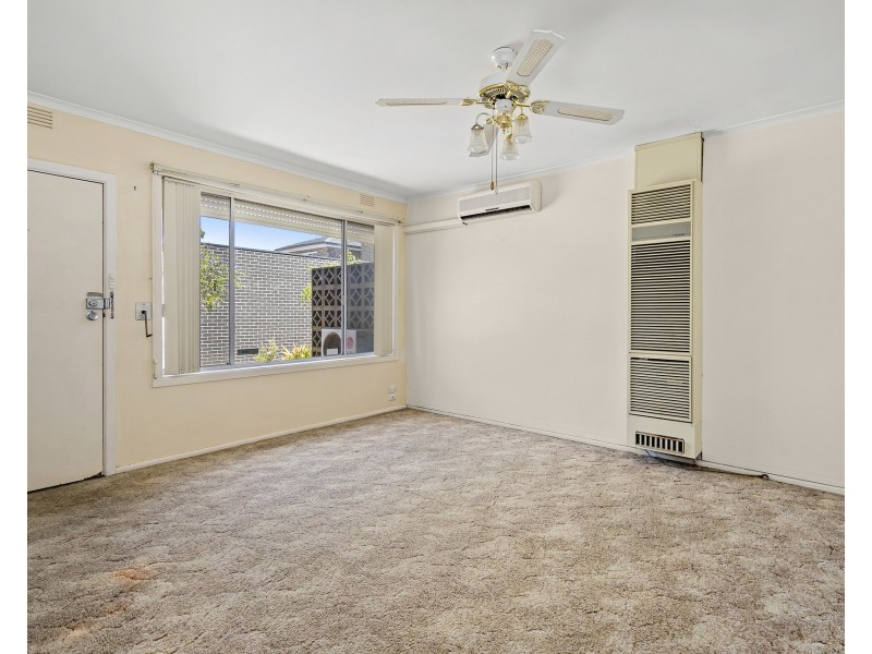 4/24 Davies Street, Altona VIC 3018