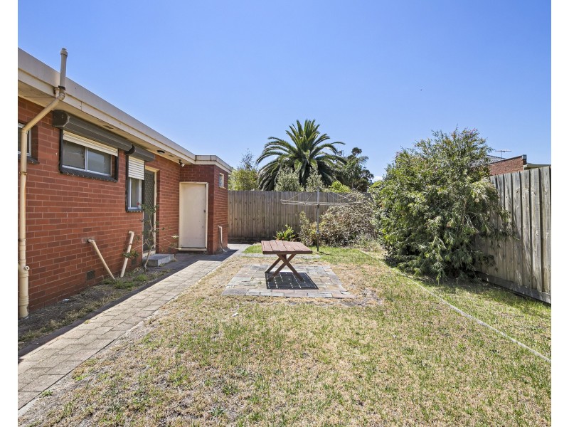 4/24 Davies Street, Altona VIC 3018