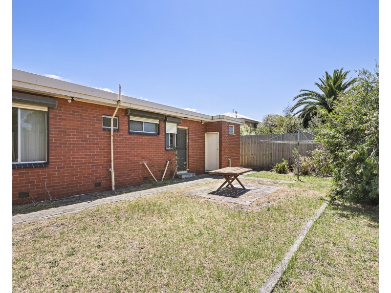 4/24 Davies Street, Altona VIC 3018