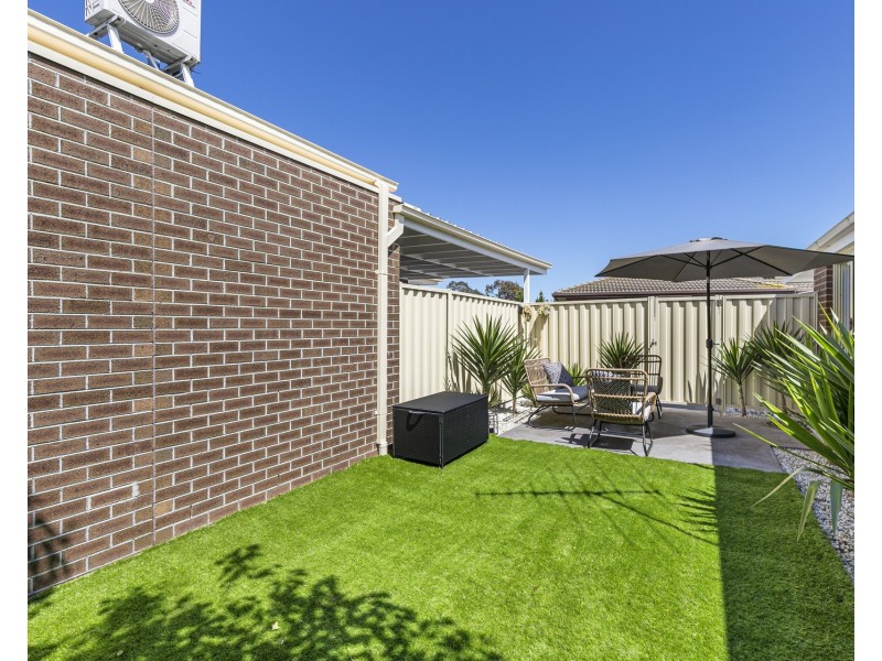 1/39 Victoria Street, Altona Meadows VIC 3028