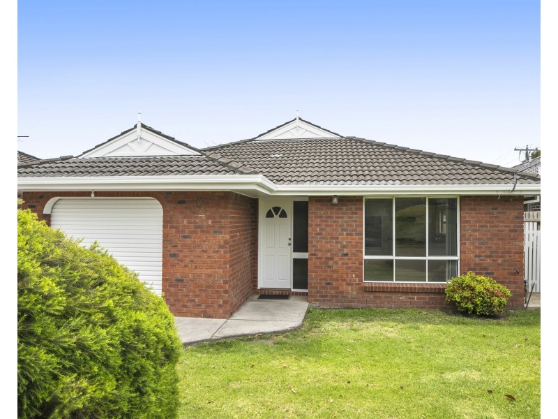 1/179 Civic Parade, Altona VIC 3018