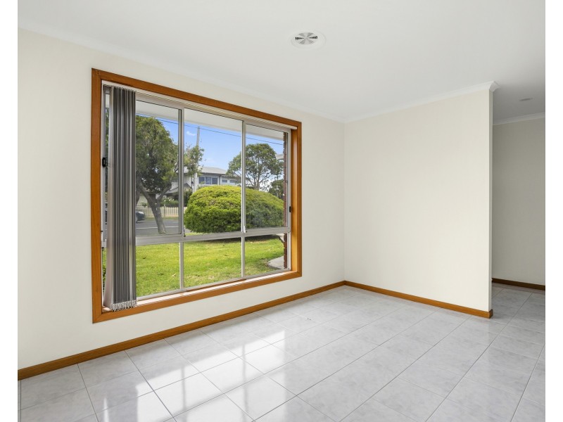 1/179 Civic Parade, Altona VIC 3018