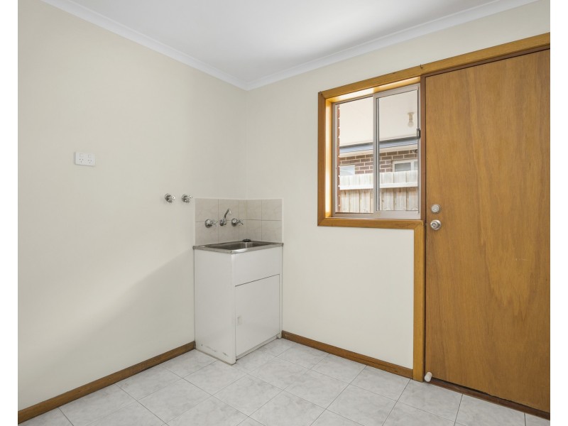 1/179 Civic Parade, Altona VIC 3018