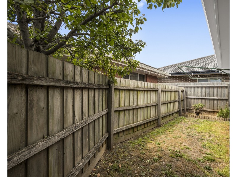 1/179 Civic Parade, Altona VIC 3018