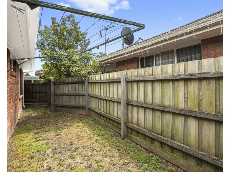 1/179 Civic Parade, Altona VIC 3018