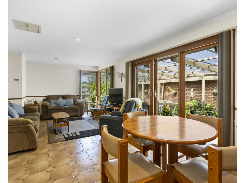 36 Mcintyre Drive, Altona VIC 3018