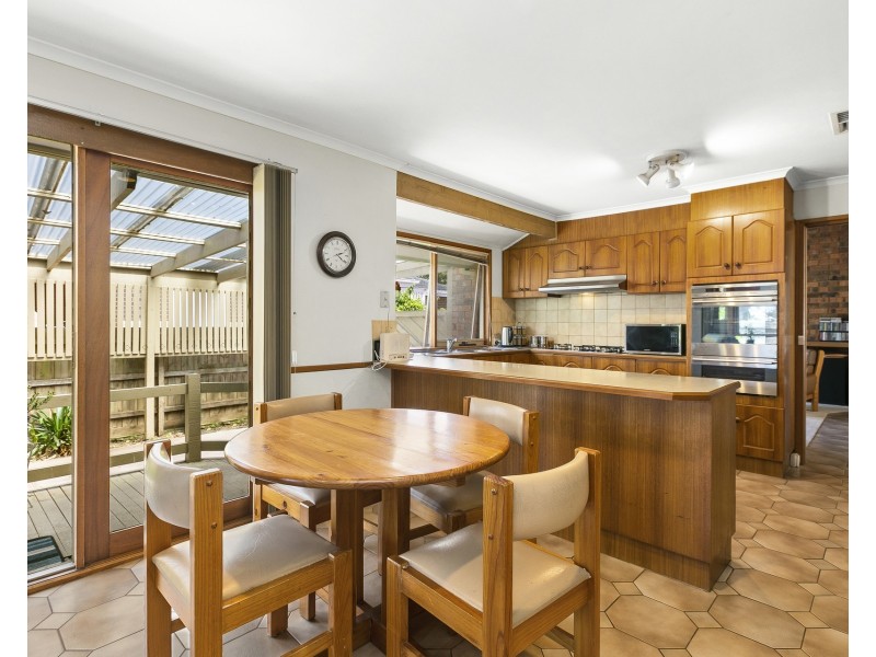 36 Mcintyre Drive, Altona VIC 3018