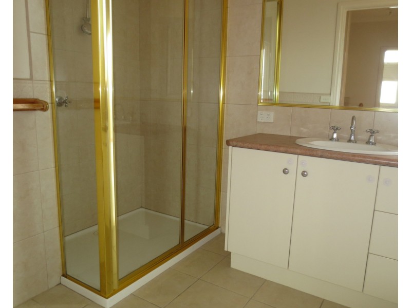 1/42 Blyth Street, Altona VIC 3018