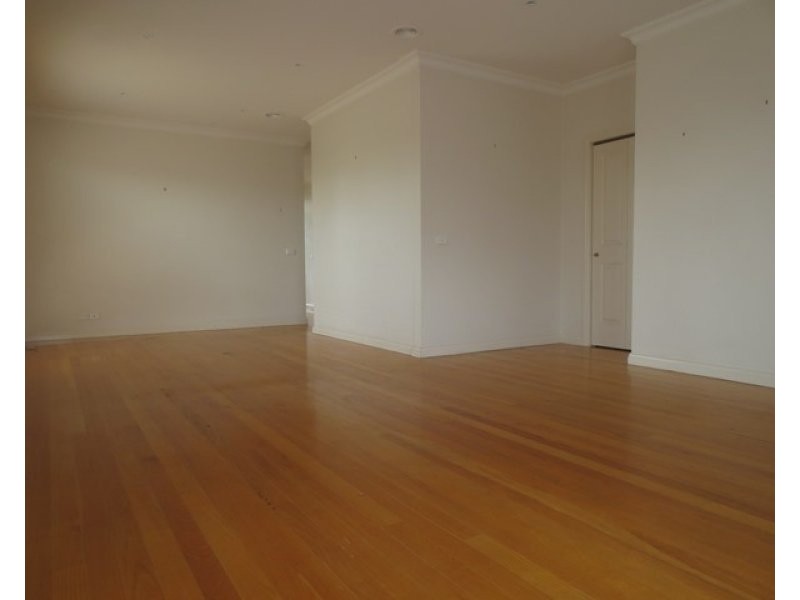 1/42 Blyth Street, Altona VIC 3018