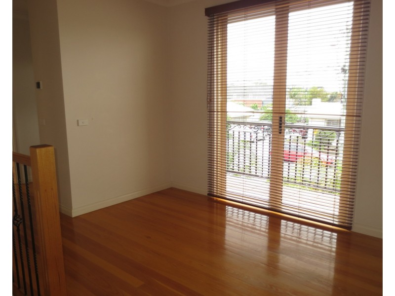 1/42 Blyth Street, Altona VIC 3018