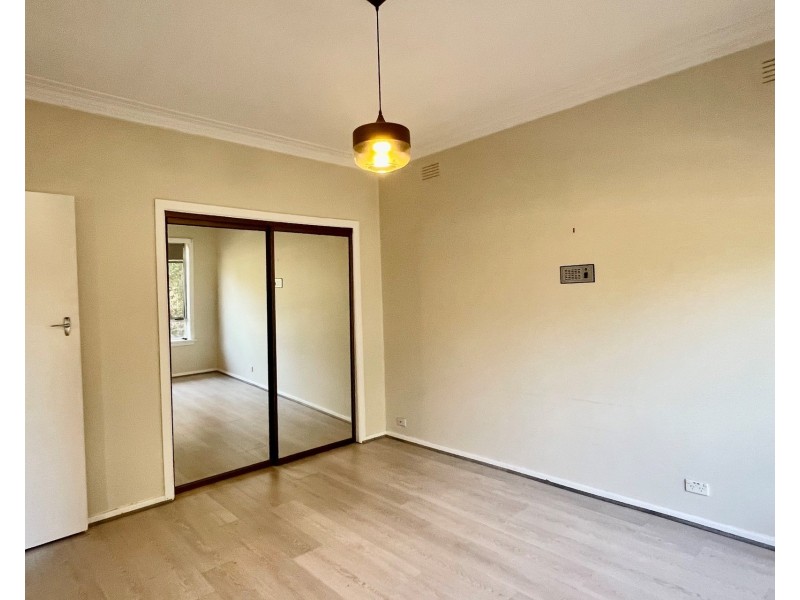 27 Medford Street, Altona VIC 3018