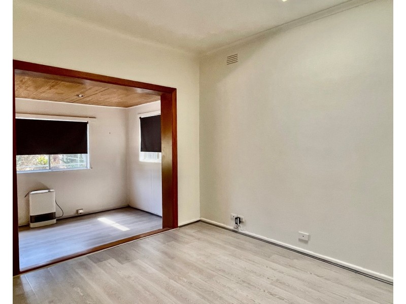 27 Medford Street, Altona VIC 3018