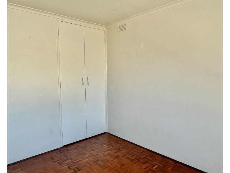 12/3 Robin Street, Altona VIC 3018