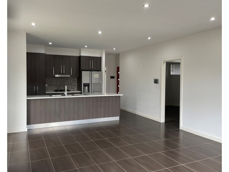 2/155 Victoria Street, Altona Meadows VIC 3028