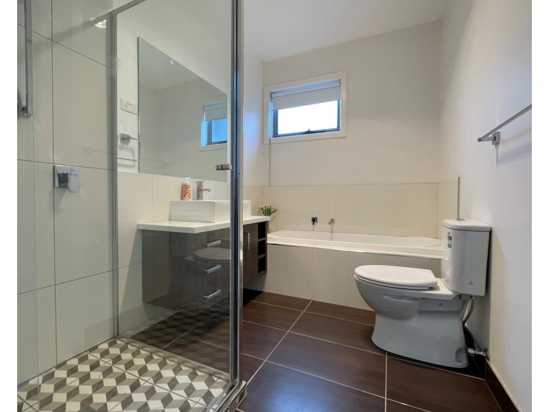 2/155 Victoria Street, Altona Meadows VIC 3028