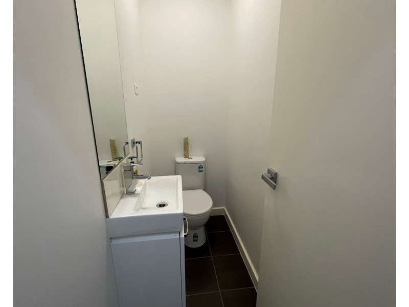 2/155 Victoria Street, Altona Meadows VIC 3028