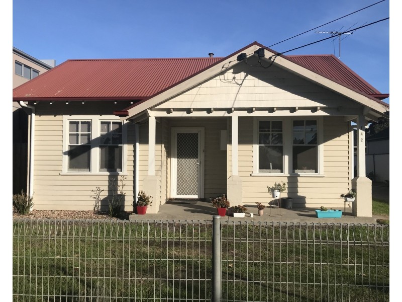 142 Civic Parade, Altona VIC 3018