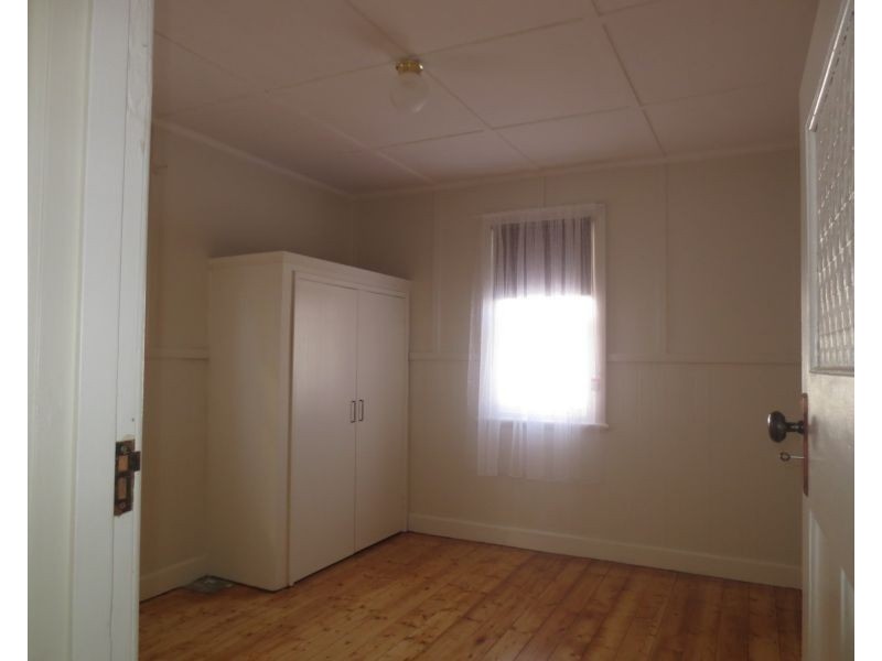 142 Civic Parade, Altona VIC 3018