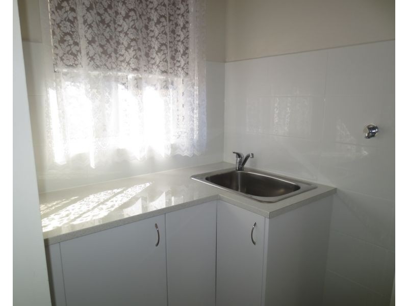 142 Civic Parade, Altona VIC 3018