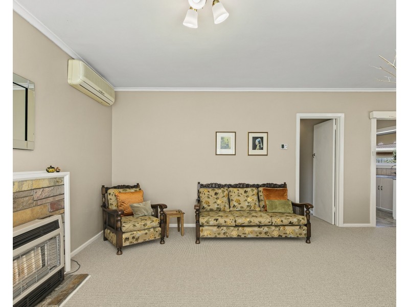 58 Bracken Grove, Altona VIC 3018