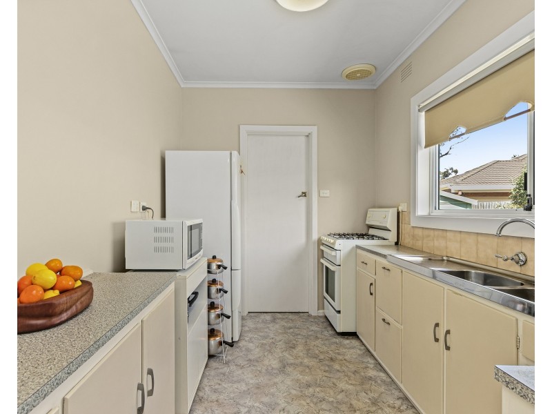 58 Bracken Grove, Altona VIC 3018
