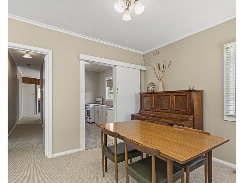 58 Bracken Grove, Altona VIC 3018