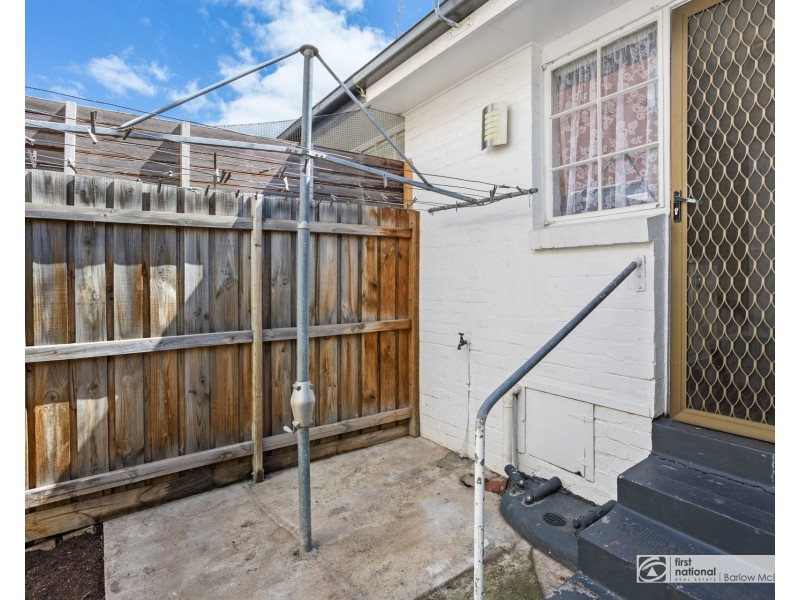 8/9 Romawi Street, Altona VIC 3018