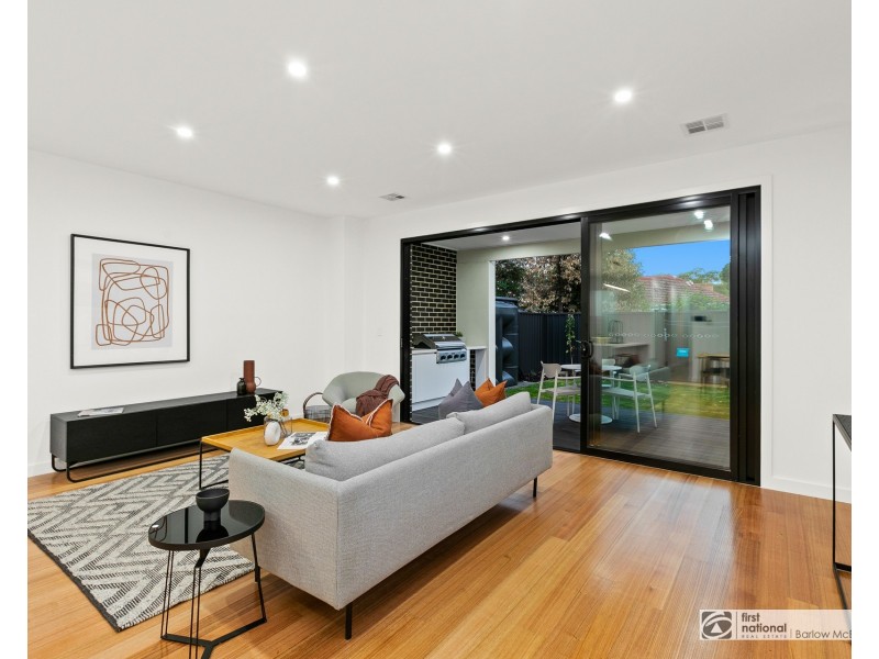 35 Chifley Avenue, Altona VIC 3018