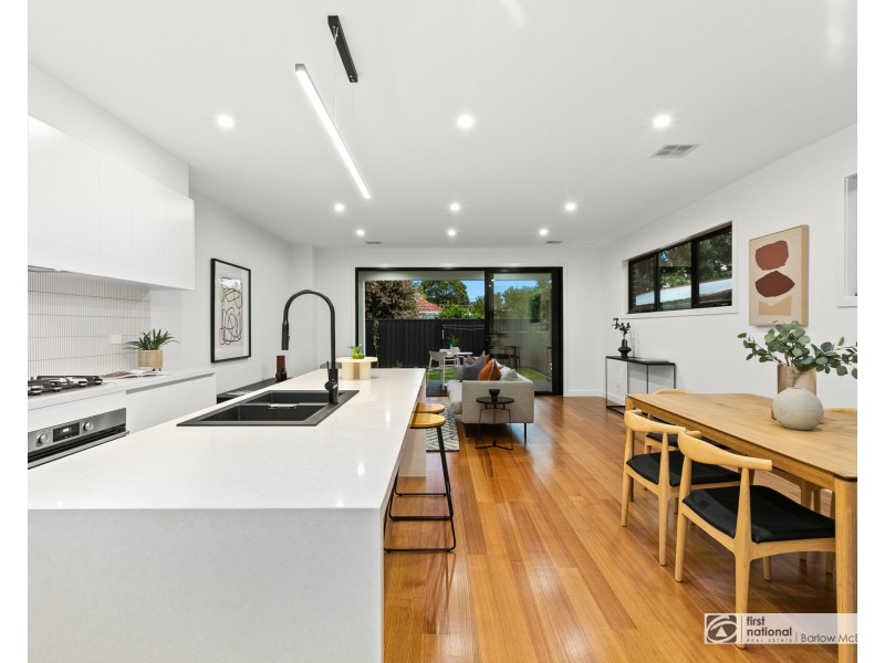 35 Chifley Avenue, Altona VIC 3018