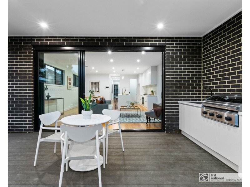 35 Chifley Avenue, Altona VIC 3018