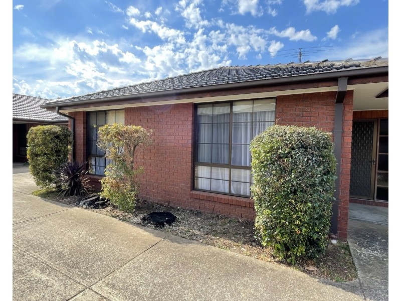 1/197 Civic Parade, Altona VIC 3018