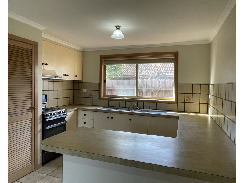 1/12 Delahunty Court, Altona Meadows VIC 3028
