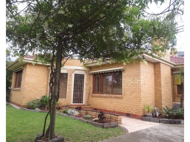 24 Station Street, Seaholme VIC 3018